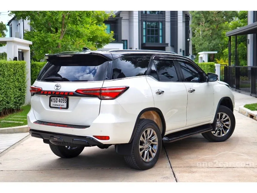 2021 Toyota FORTUNER V SUV