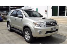 2010 Toyota Fortuner 3.0 (ปี 08-11) V SUV AT