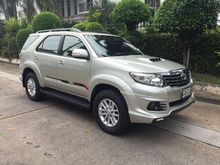 2014 Toyota Fortuner 3.0 (ปี 12-15) V SUV AT