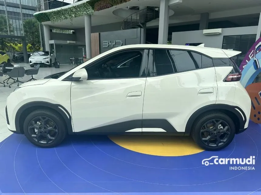2025 BYD Atto 1 Standard Range Dynamic Hatchback
