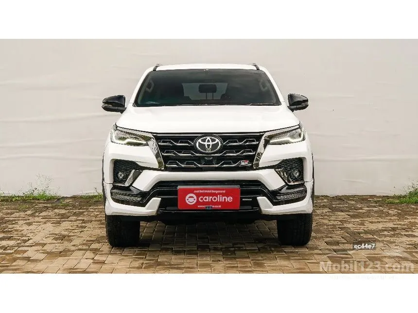 2024 Toyota Fortuner VRZ 4X2 SUV