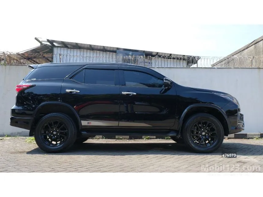 2023 Toyota Fortuner GR Sport 4X2 SUV
