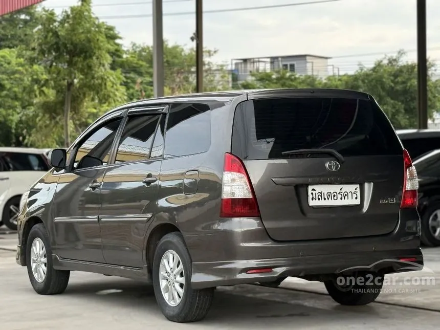 2015 Toyota INNOVA G Option Wagon