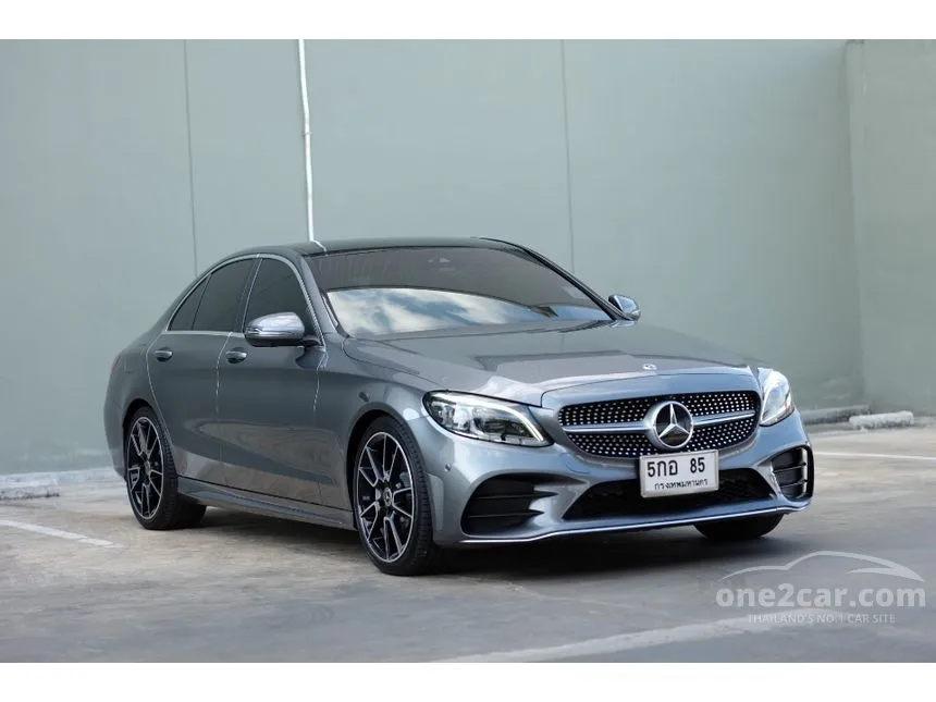 2019 Mercedes-Benz C220 d AMG Dynamic Sedan