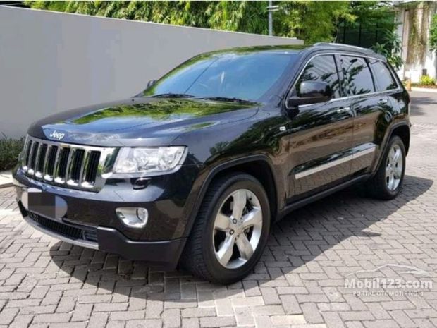  Jeep  Grand Cherokee  Limited Mobil  bekas  dijual  di 