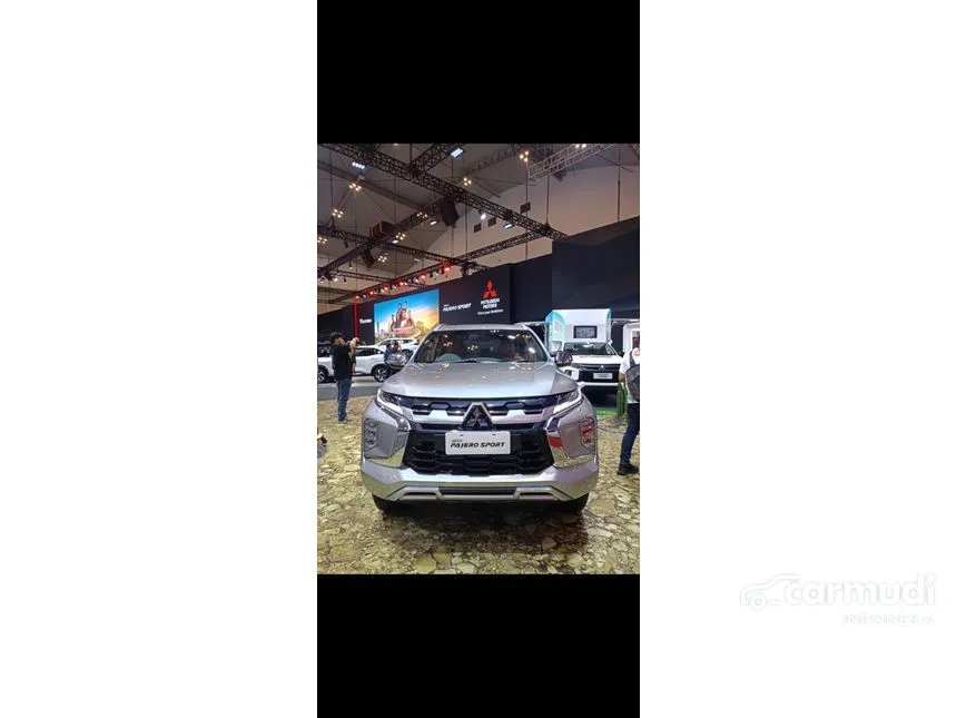 Jual Mobil Mitsubishi Pajero Sport 2024 Dakar 2.4 di Jawa Barat Automatic SUV Putih Rp 550.000.000