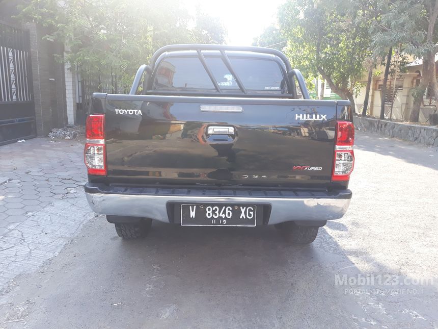 Jual Mobil Toyota Hilux 2014 D-4D 2.5 Manual 2.5 di Jawa Timur Manual