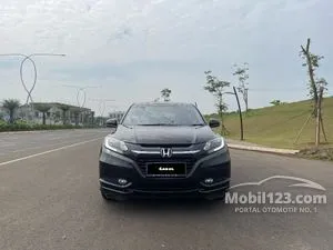 2015 Honda HR-V 1.8 Prestige SUV. TANGAN PERTAMA. Low km. SERVICE RECORD. PAJAK PANJANG