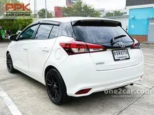 2021 Toyota YARIS 1.2 Entry Hatchback