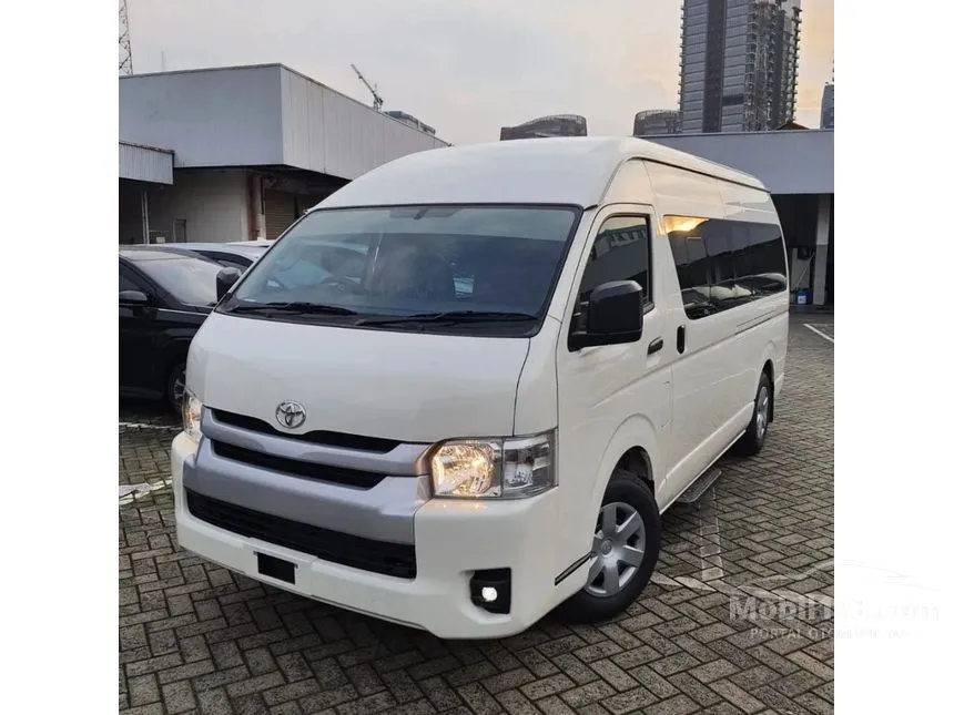 Jual Mobil Toyota Hiace 2024 Commuter 3.0 di DKI Jakarta Manual Van Wagon Putih Rp 564.800.000