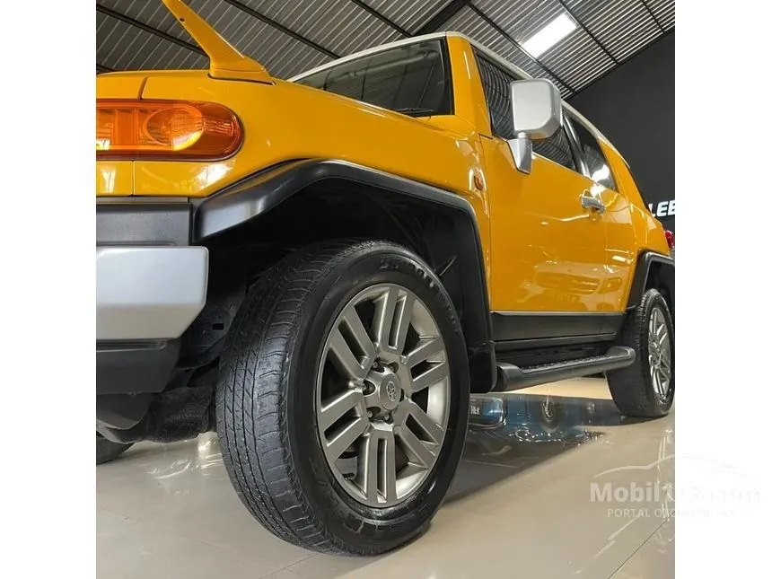 2011 Toyota FJ Cruiser SUV