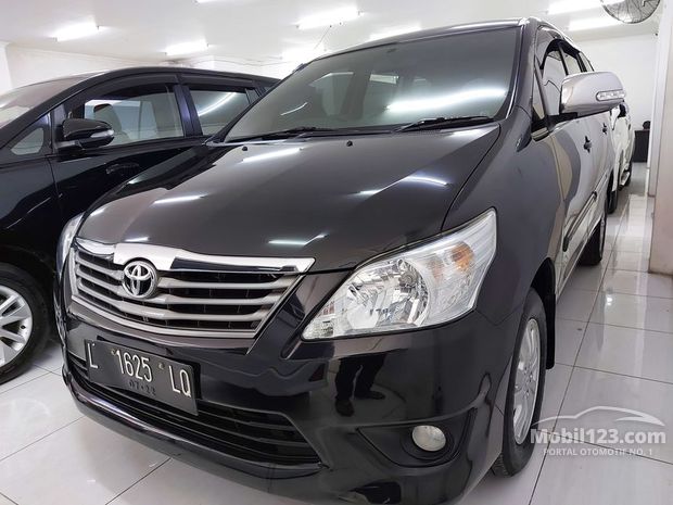  Toyota  Kijang Innova Mobil  bekas dijual di  Jawa timur 