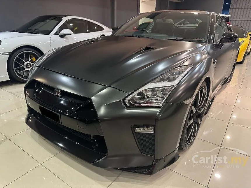 2014 Nissan GT-R Premium Edition Coupe