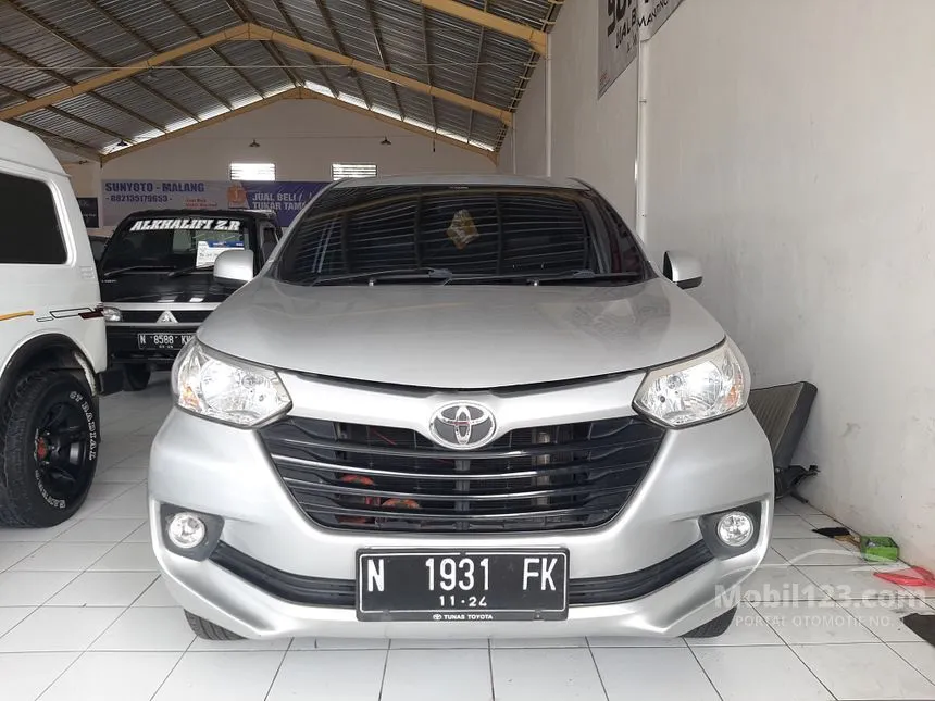 Jual Mobil Toyota Avanza 2016 E 1.3 di Jawa Timur Manual MPV Silver Rp 135.000.000