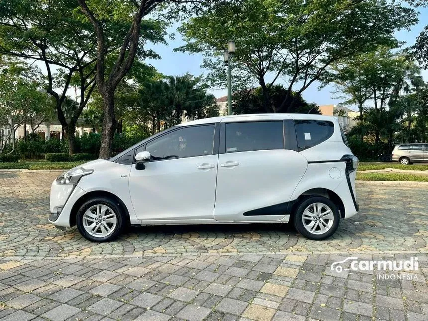 2016 Toyota Sienta G MPV