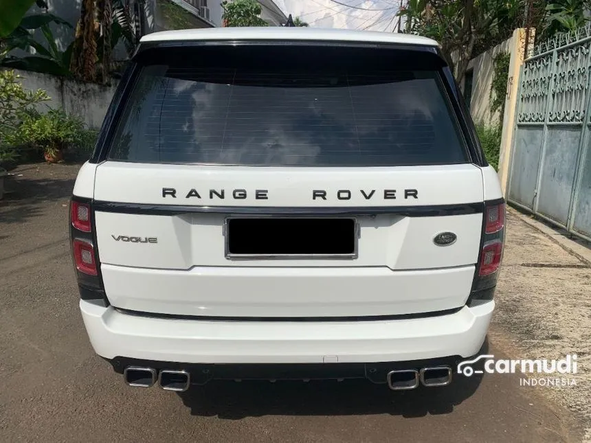 2017 Land Rover Range Rover Vogue SUV