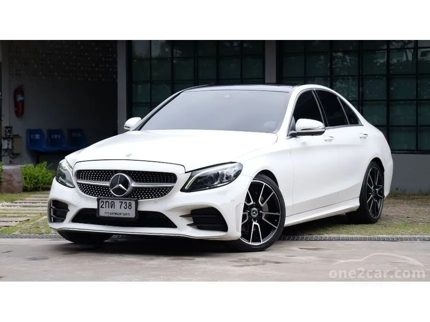 2019 Mercedes-Benz C220 d AMG Dynamic Sedan