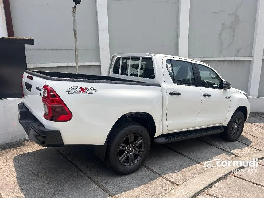 2024 Toyota Hilux V Dual Cab Pick-up