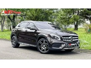 2018 Mercedes-Benz GLA200 1.6 AMG SUV KM 22.000 Mercedes Benz GLA200 Sport AMG 2018 Facelift Panoramic+Sunroof Brown On Black Like New