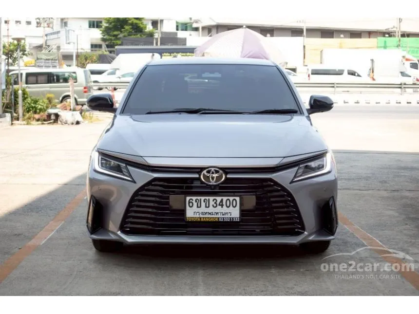 2024 Toyota Yaris Ativ Premium Luxury Sedan
