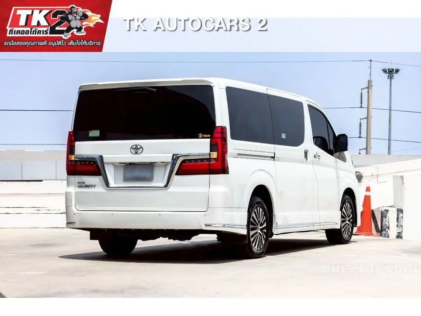 2020 Toyota Majesty Premium Van