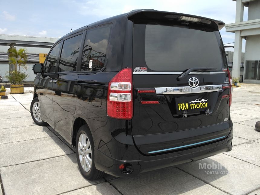 Jual Mobil Toyota NAV1 2014 V Limited 2.0 di DKI Jakarta 