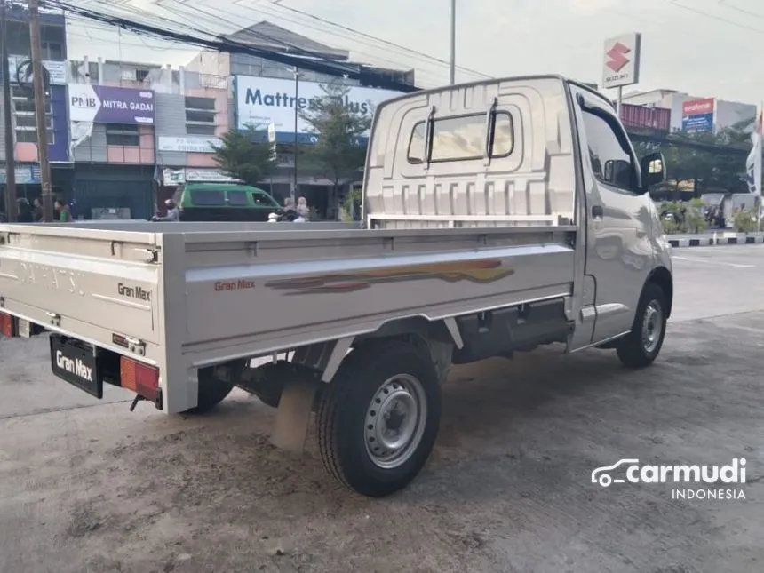 2024 Daihatsu Gran Max D Van