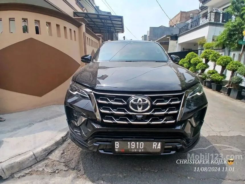 Jual Mobil Toyota Fortuner 2022 GR Sport 2.8 di Bali Automatic SUV Hitam Rp 520.000.000