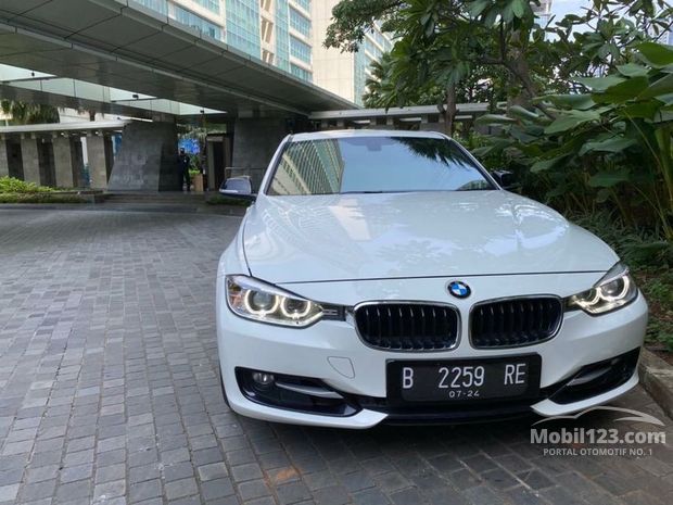 Bmw 3 Series Mobil Tahun 12 14 Bekas Baru Dijual Di Indonesia Dari 15 Mobil Di Mobil123