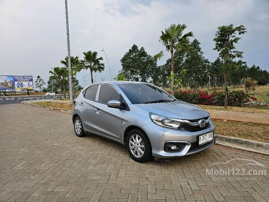 Jual Mobil Honda Brio 2022 E Satya 1.2 di Banten Automatic Hatchback Silver Rp 138.000.000
