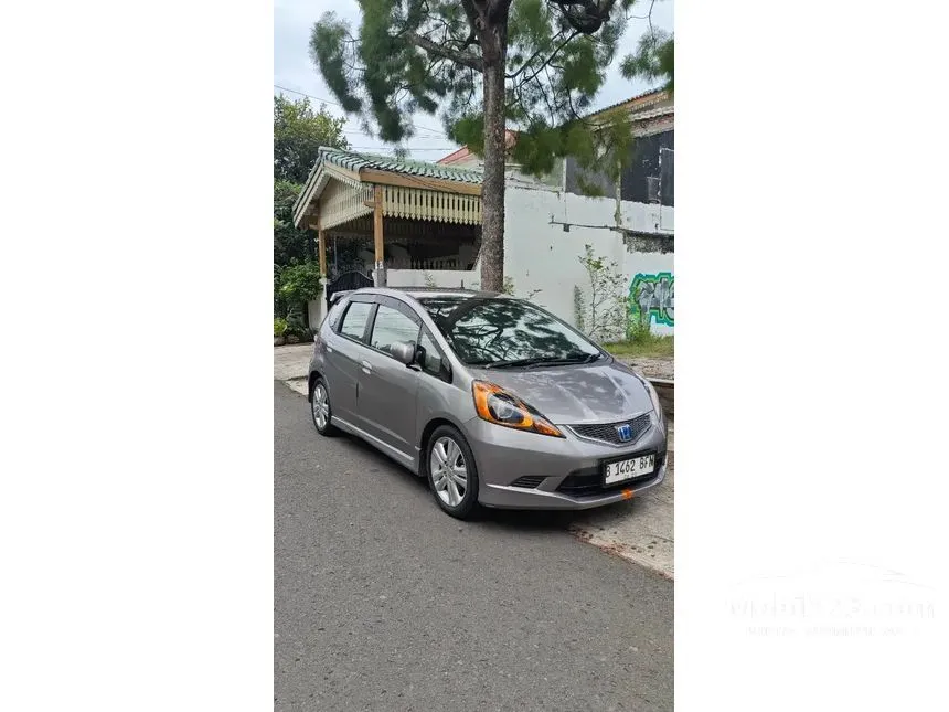 Jual Mobil Honda Jazz 2009 RS 1.5 di Jawa Barat Manual Hatchback Abu