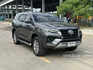 2022 Toyota FORTUNER 2.4 V SUV