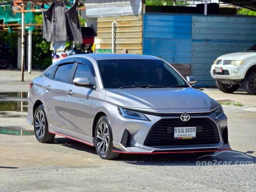 2024 Toyota Yaris Ativ Sport Sedan