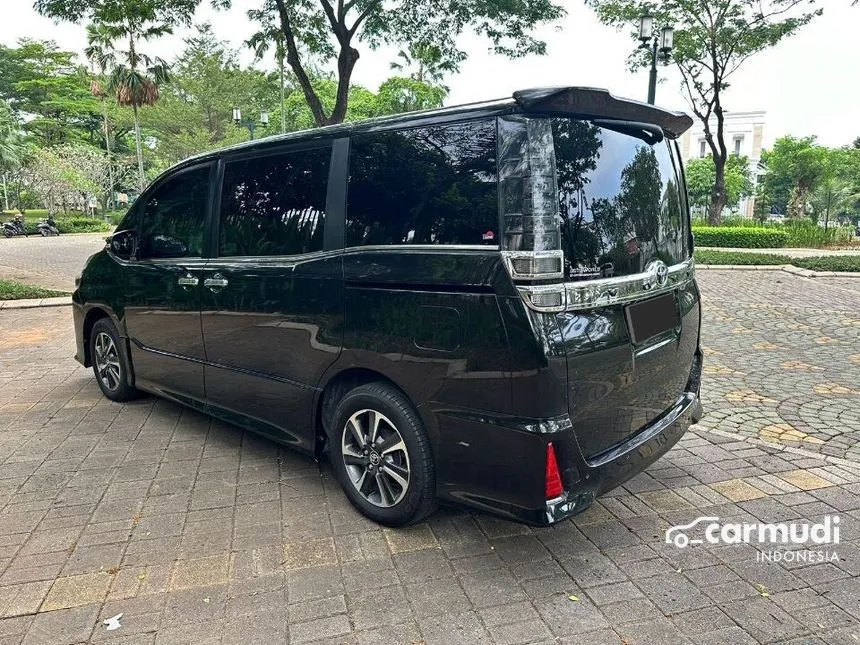 2018 Toyota Voxy Wagon