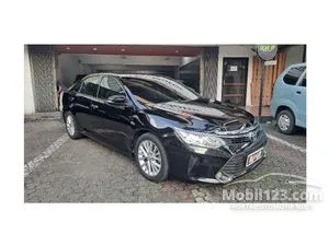 2015 Toyota Camry 2.5 V Sedan