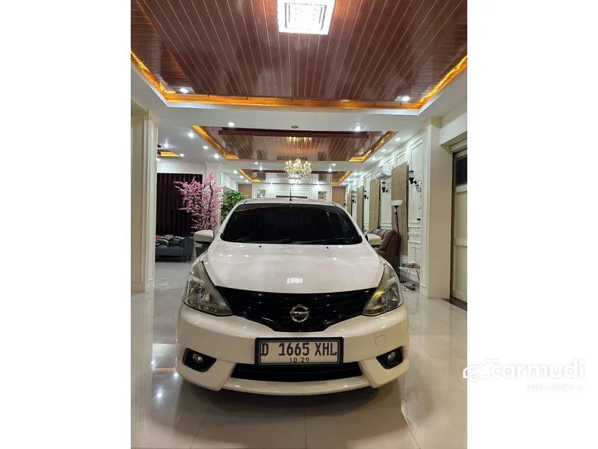 Jual Mobil Nissan Grand Livina 2013 SV 1.5 di Jawa Barat Automatic MPV Putih Rp 112.000.000