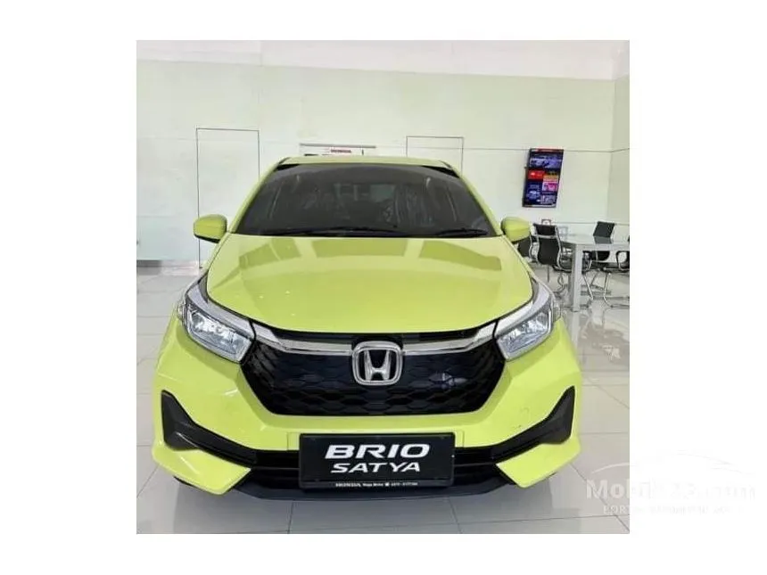 Jual Mobil Honda Brio 2024 Satya E 1.2 di Jawa Timur Manual Hatchback Kuning Rp 175.200.000