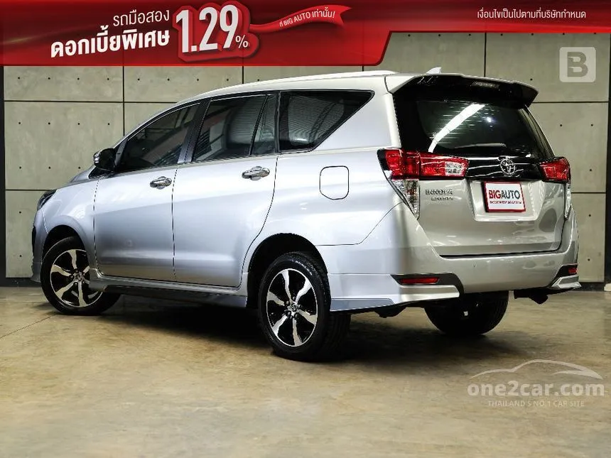 2022 Toyota INNOVA Crysta Premium Wagon