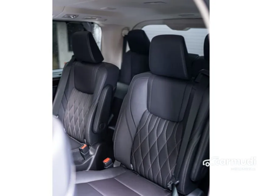 2024 Toyota GranAce Premium MPV