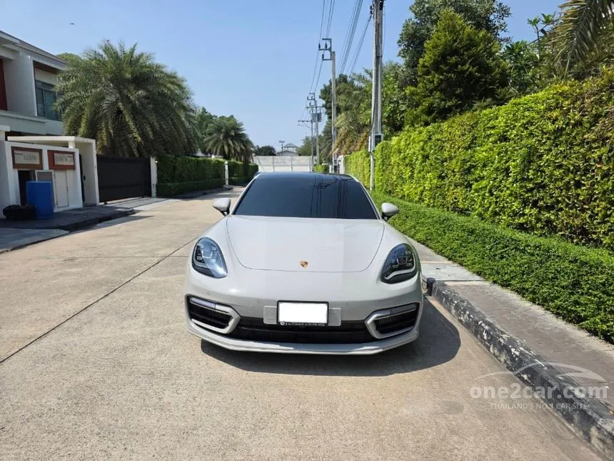 2023 Porsche PANAMERA 4 E-Hybrid Sedan