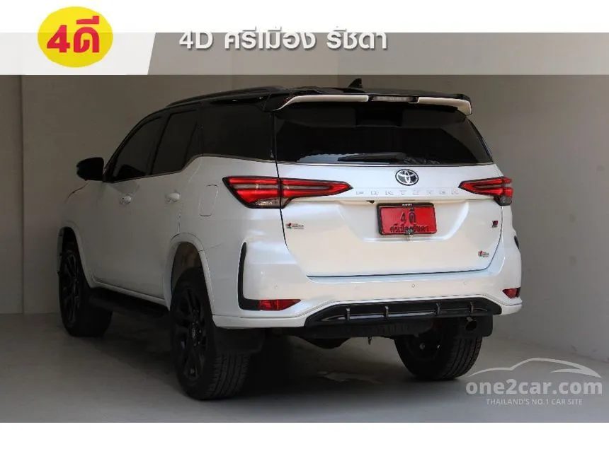 2024 Toyota FORTUNER GR Sport (Black Top) SUV