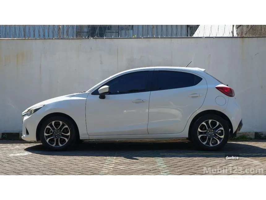 2015 Mazda 2 GT Hatchback