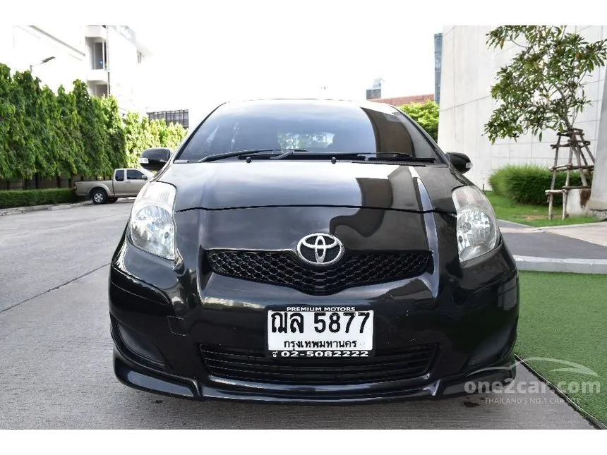 2009 Toyota YARIS E Hatchback
