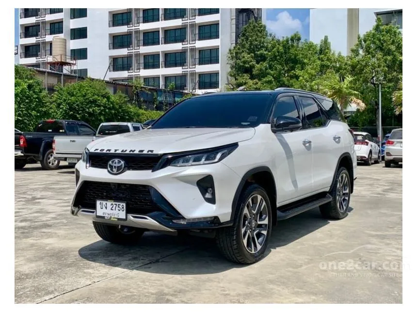 2021 Toyota Fortuner Legender SUV