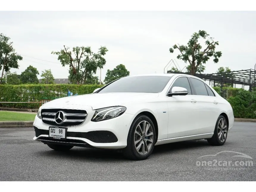 2017 Mercedes-Benz E350 e Avantgarde Sedan