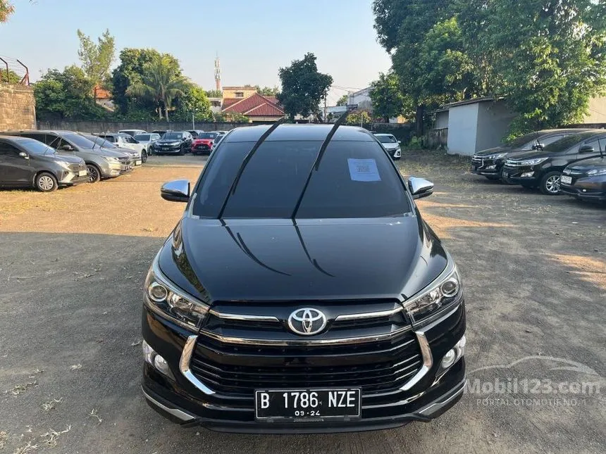 Jual Mobil Toyota Innova Venturer 2019 2.0 di Banten Automatic Wagon Hitam Rp 319.000.000