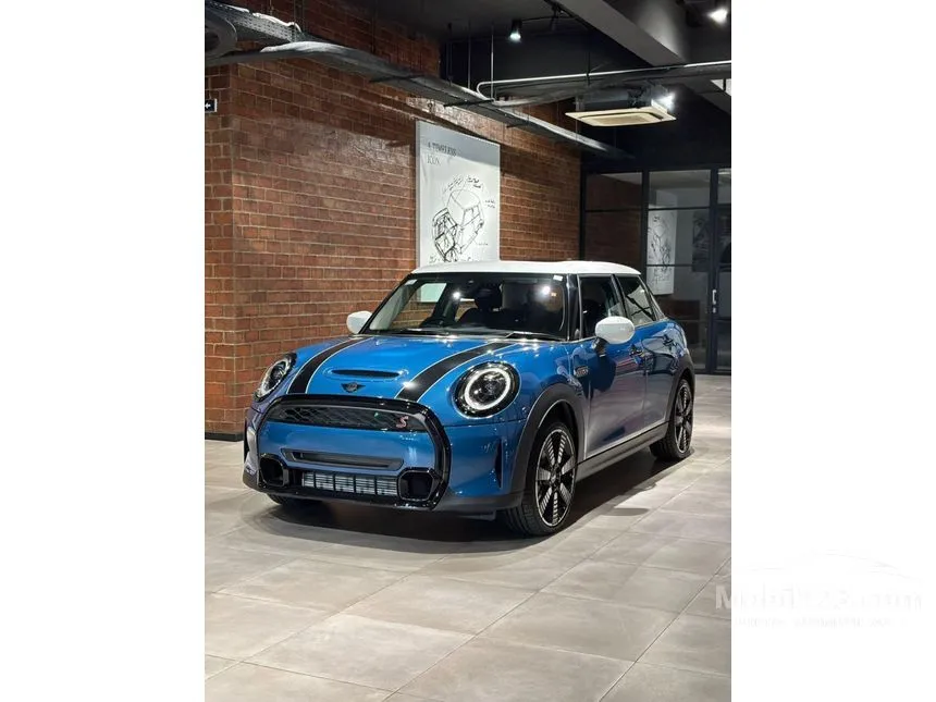 Jual Mobil MINI Cooper 2024 Cooper S 2.0 di Jawa Tengah Automatic Hatchback Biru Rp 1.049.000.000