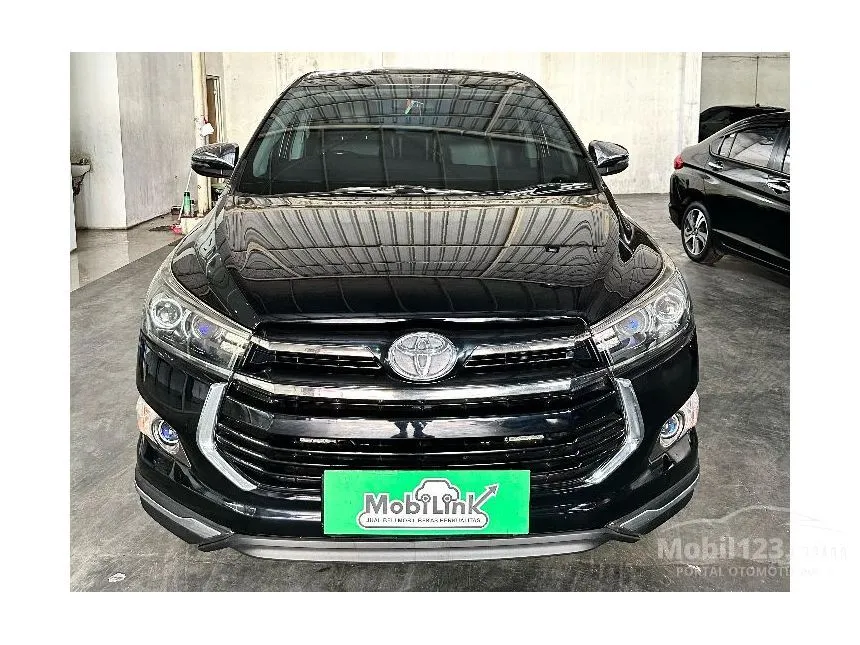 Jual Mobil Toyota Kijang Innova 2018 Venturer 2.0 di DKI Jakarta Automatic MPV Hitam Rp 284.000.000