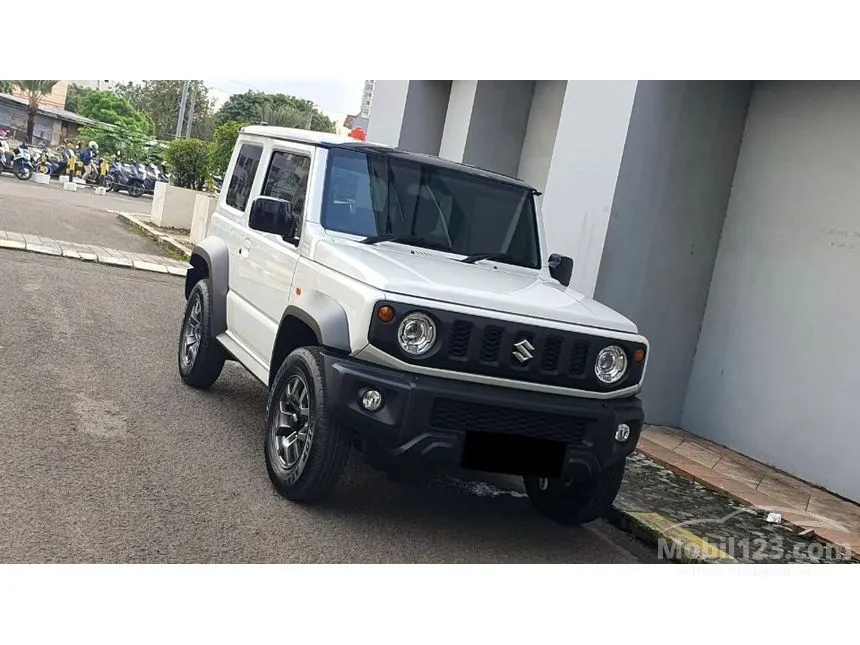 2025 Suzuki Jimny 3 Door (2 Tone) SUV