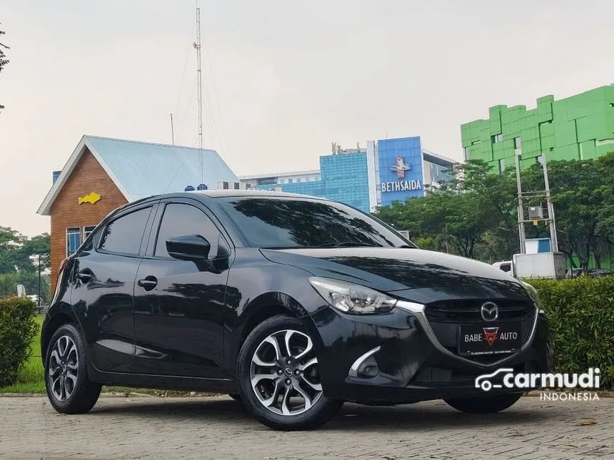 Jual Mobil Mazda 2 2017 R 1.5 di Banten Automatic Hatchback Hitam Rp 170.000.000